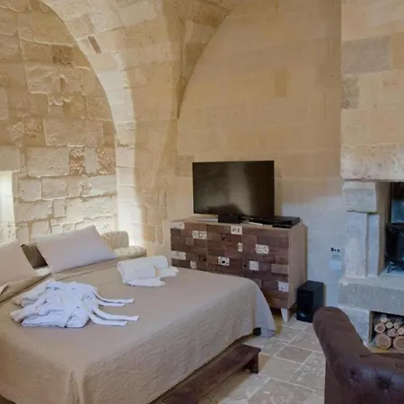 Chloe * Lecce